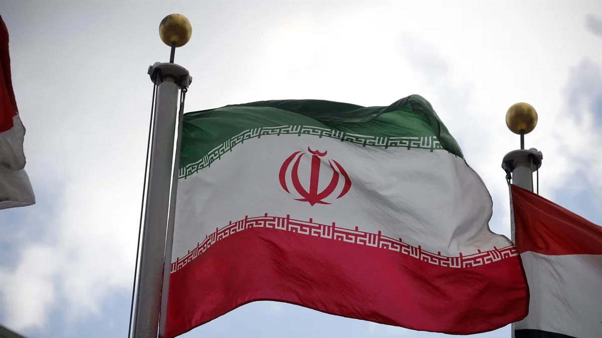 Irán niega la liberación de prisión de una estadounidense y acusa a Trump de "difundir noticias falsas"