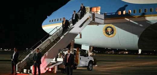 USA unter Donald Trump: Regierung lässt »NYT«-Reporter wegen Air-Force-One-Bericht vorladen