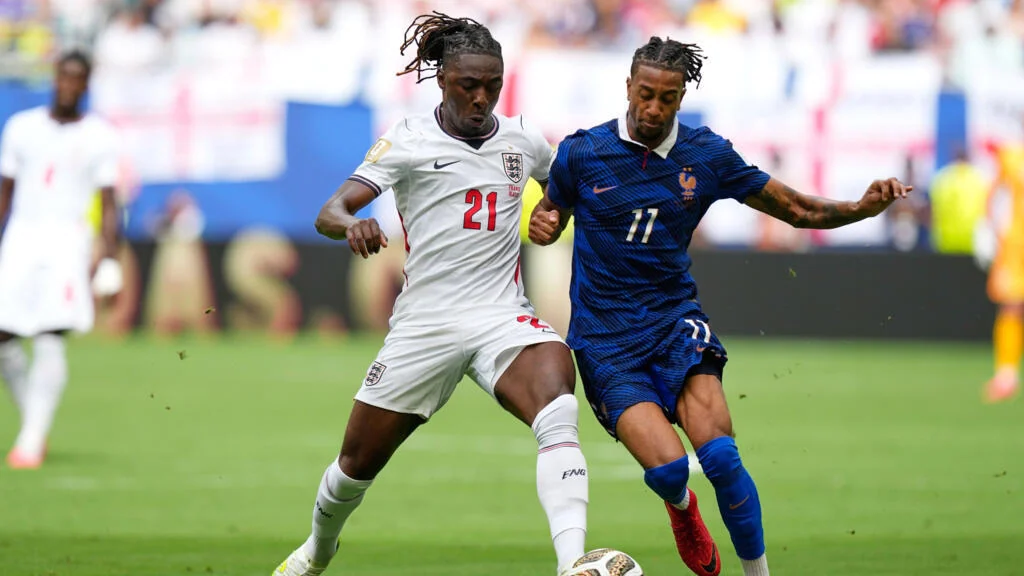 Mondial 2026 : la France frôle une folle remontée contre l'Angleterre mais termine quatrième