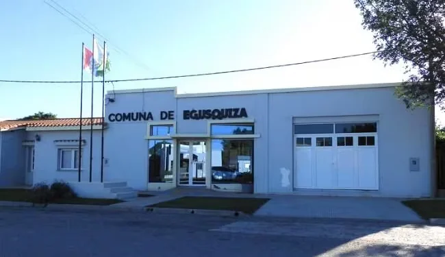 Conmoción en una pequeña localidad de Santa Fe: un ex jefe comunal murió tras ser atacado por un toro en su campo