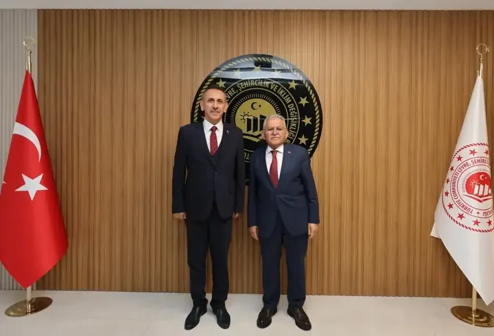 Başkan Büyükkılıç'tan Öztürk'e ziyaret