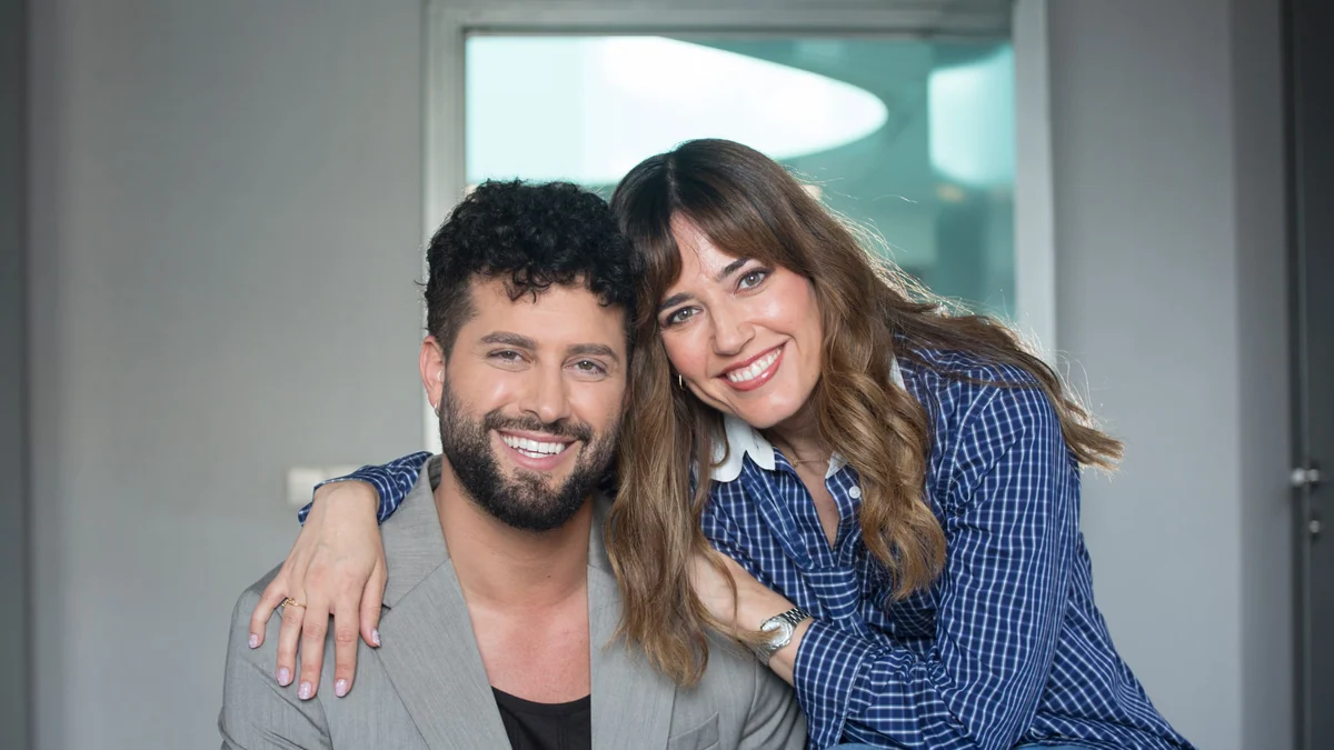 El fenómeno de Javi Hoyos y Núria Marín en las redes: ‘salseo’ para los jóvenes, siete millones de seguidores y 15.000 euros por ‘post’