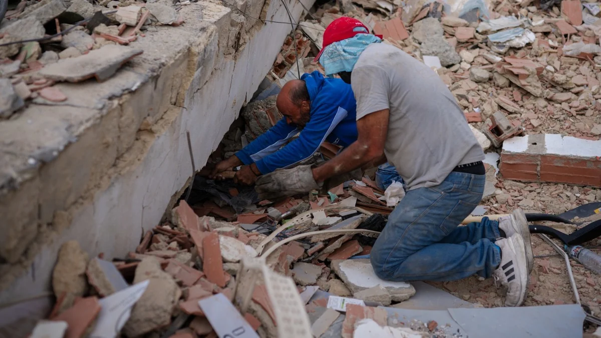 Los esfuerzos de EEUU para el alivio del terremoto chocan con la indignación hacia el Gobierno de Venezuela