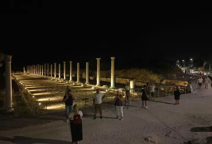 Side Antik Kenti'nde gece müzeciliğine yoğun ilgi! Ziyaret rotası genişletildi