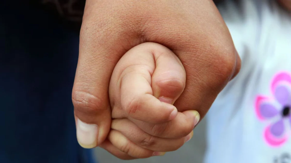 Condenaron a ocho años de prisión a un hombre por abusar de su hijo menor en Salta