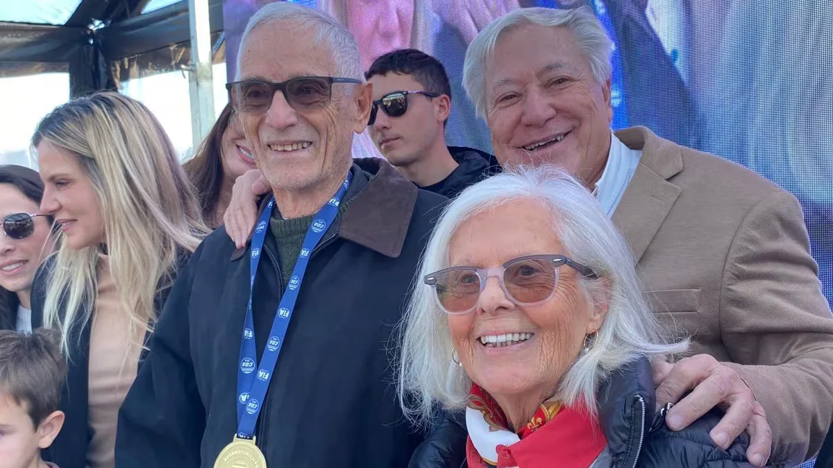 Oreste Berta recibió un emotivo homenaje en Alta Gracia: el detalle de la obra que lo honra