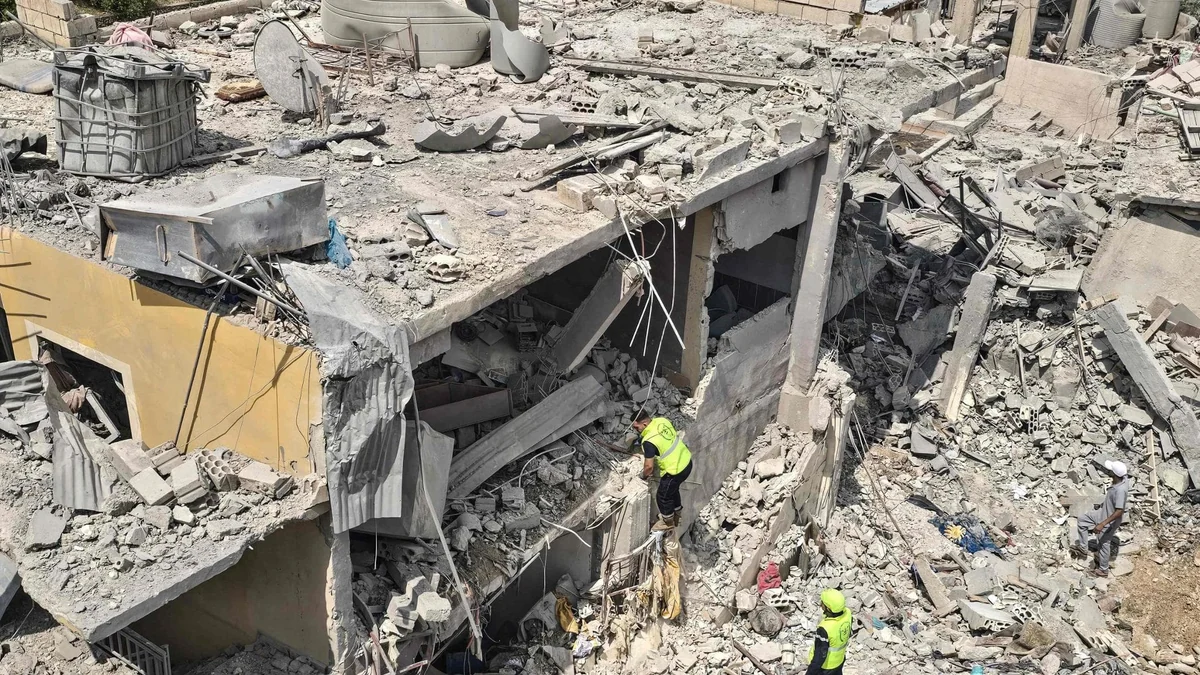 Guerra in Iran, le news di oggi. Esplosioni a Bandar Abbas. Teheran: “Non cederemo sull'uranio, sanzioni e Hormuz”. Esercito Usa colpisce sito militare a Bandar Abbas