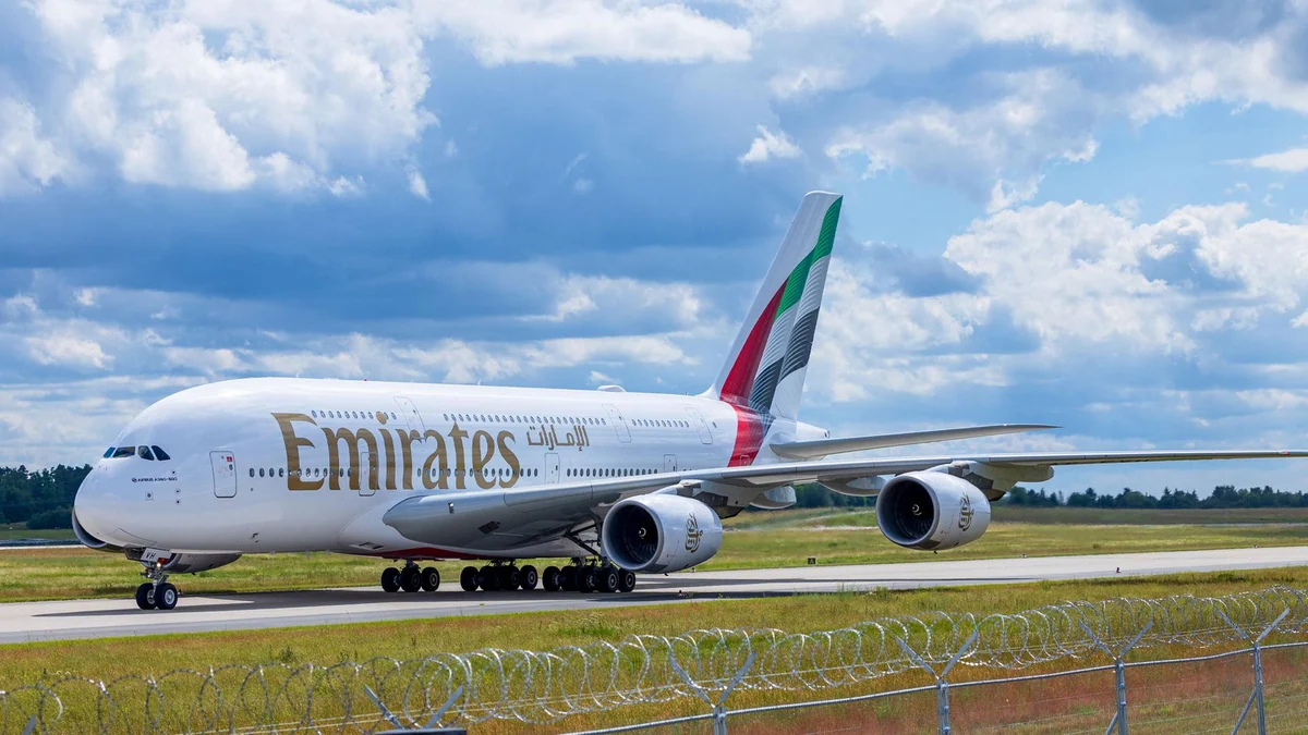 Risse in Tragflächen: Airbus muss A380-Maschinen untersuchen
