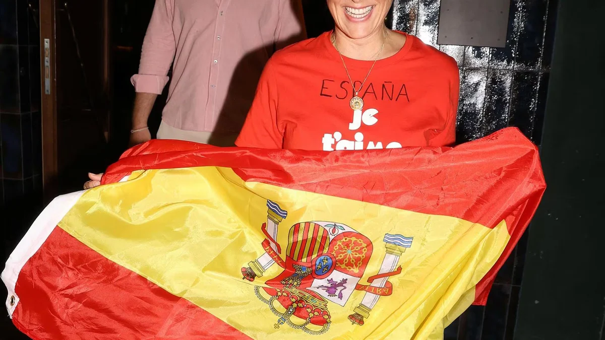 Tamara Falcó e Íñigo Onieva, eufóricos, celebran la victoria de la Selección contra Francia