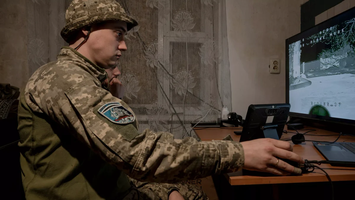 «On a laissé tomber les mitrailleuses, elles ne servent plus à rien» : en Ukraine, ces intercepteurs qui révolutionnent la défense antidrones