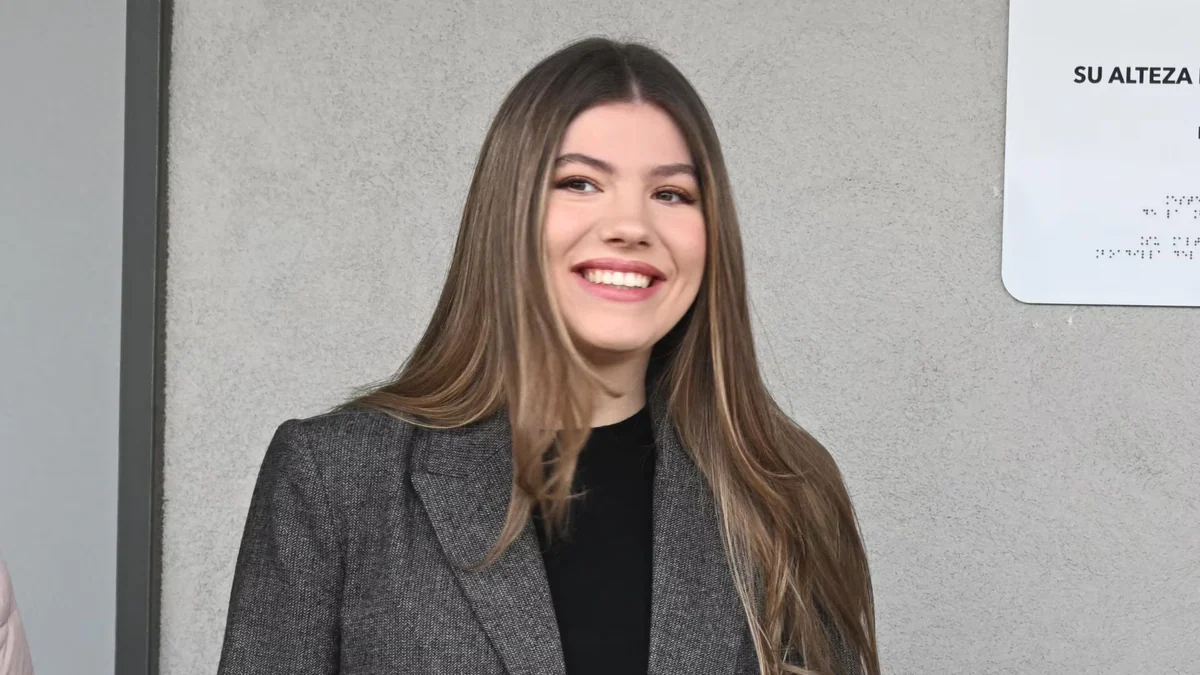 La prensa internacional se pronuncia sobre la nueva vida de la infanta Sofía en París: “Tal vez sigue los pasos de su madre como periodista”