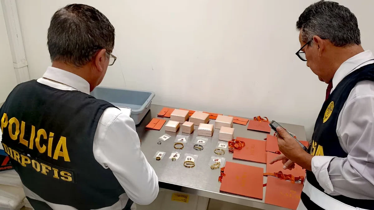 Joyas valorizadas en S/95 mil fueron incautadas a pasajero que llegó de España al aeropuerto Jorge Chávez por presunto contrabando
