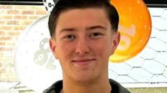 Police took eight minutes to find Henry Nowak's fatal stab wound