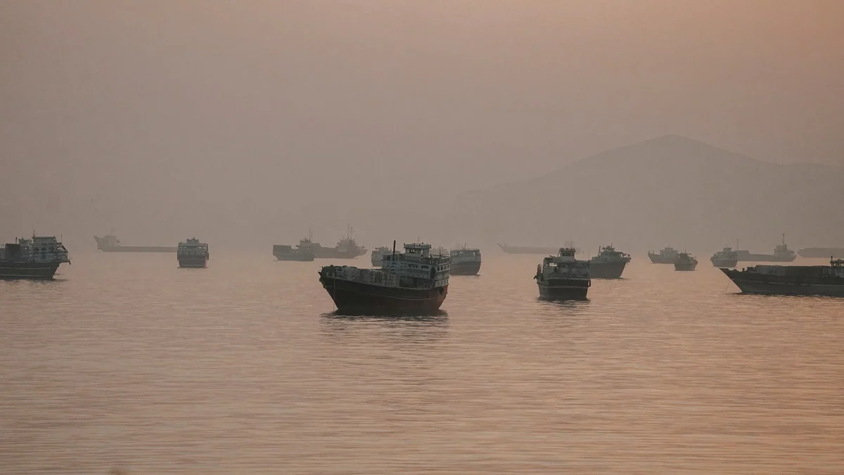 La OMI estimó que unos 6.000 marinos permanecen bloqueados en el Golfo Pérsico por el conflicto en Oriente Medio