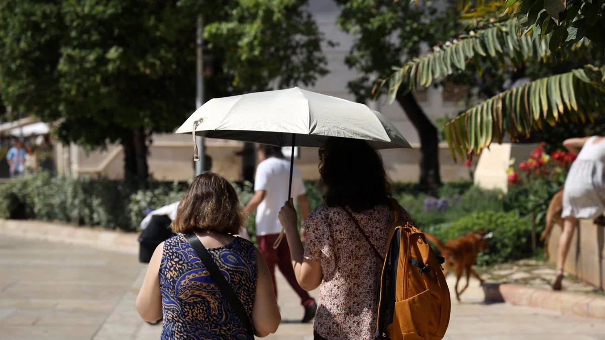 Un total de 19 provincias, además de Ceuta y Melilla, tienen activos avisos por el calor, con hasta 42 grados en Murcia