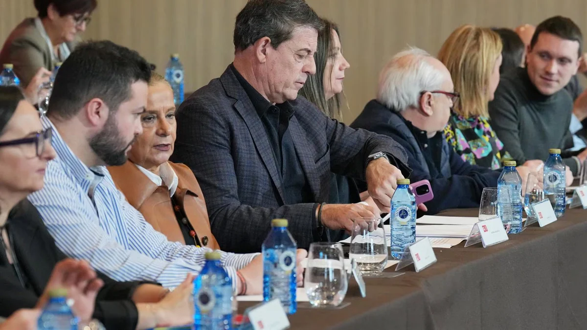 PSOE Galicia reúne este sábado a su Comité Nacional con las candidaturas de las ciudades casi despejadas, excepto Ferrol