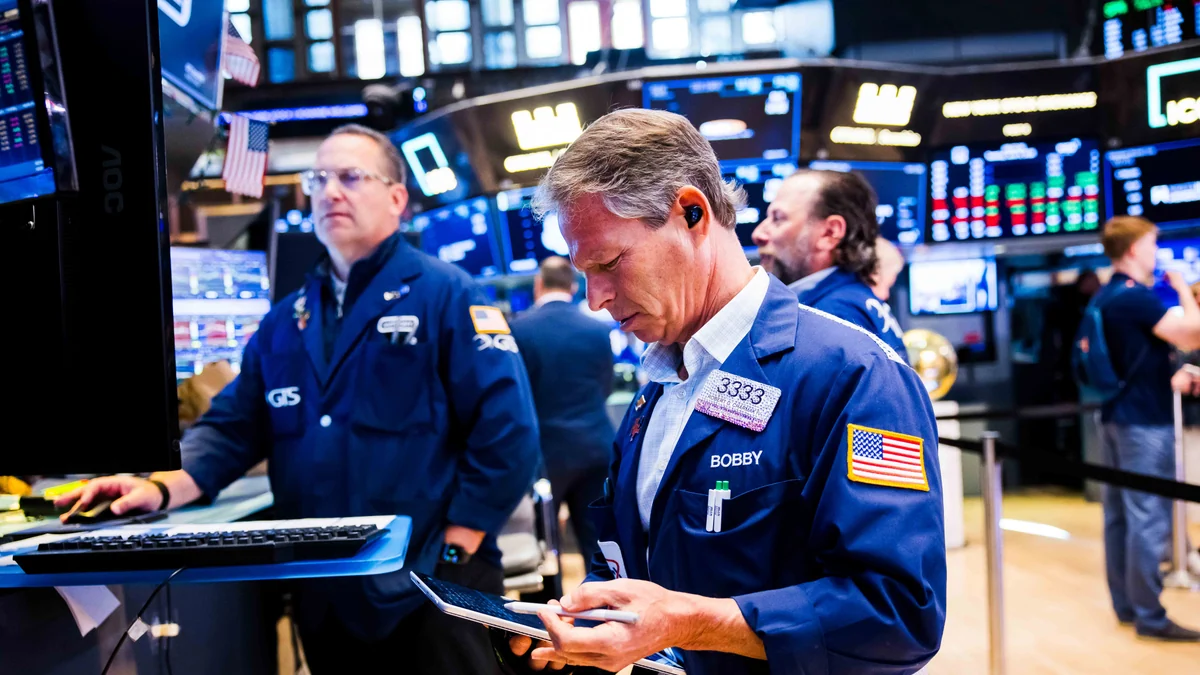 The AI trade cooled and oil sank. A closer look at Wall Street's volatile week