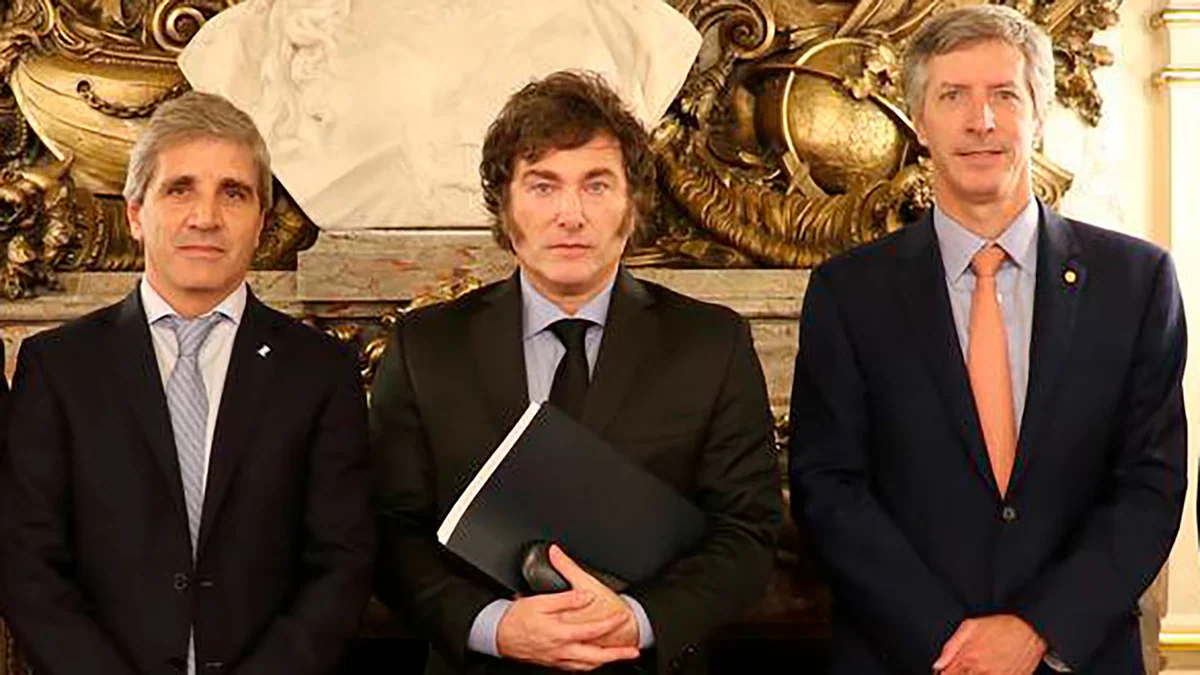 Milei se reúne con Caputo, Sturzenegger y Bausili en Olivos para definir los cambios en la Carta Orgánica del BCRA