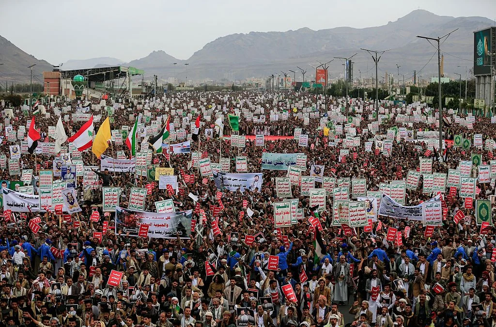 Amid U.S.-Iran war, Houthi rebels threaten to blockade another key strait