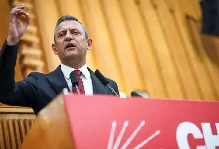 CHP'den ayrılacak mı? Özgür Özel partisinin grup toplantısında konuşuyor