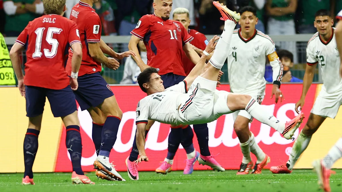 México vs Chequia EN VIVO desde el Mundial 2026: Reyes se queda cerca de chilena