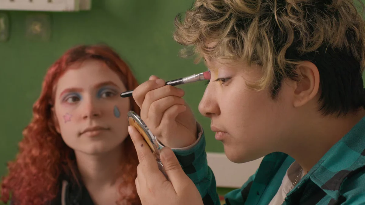 Una transición de género en la adolescencia, derechos que acompañan, una red que sostiene: un film que es “un retrato del crecer”