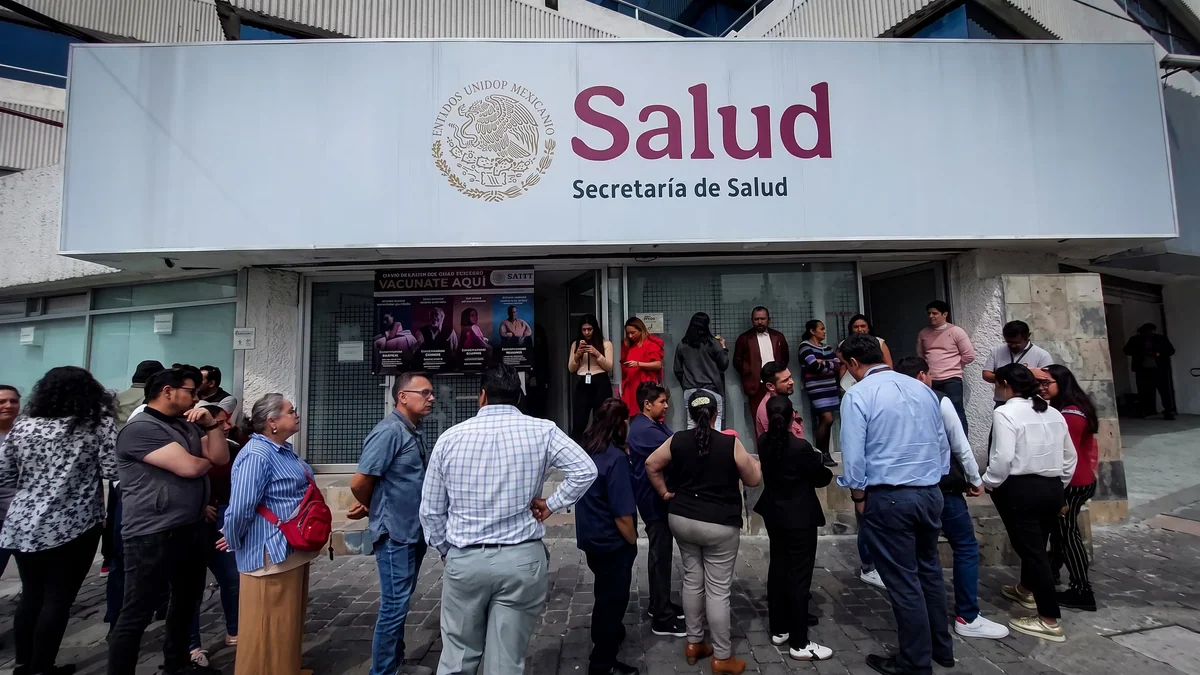 Gobierno de México emite aviso preventivo de viaje por brote de ciclosporosis en Estados Unidos