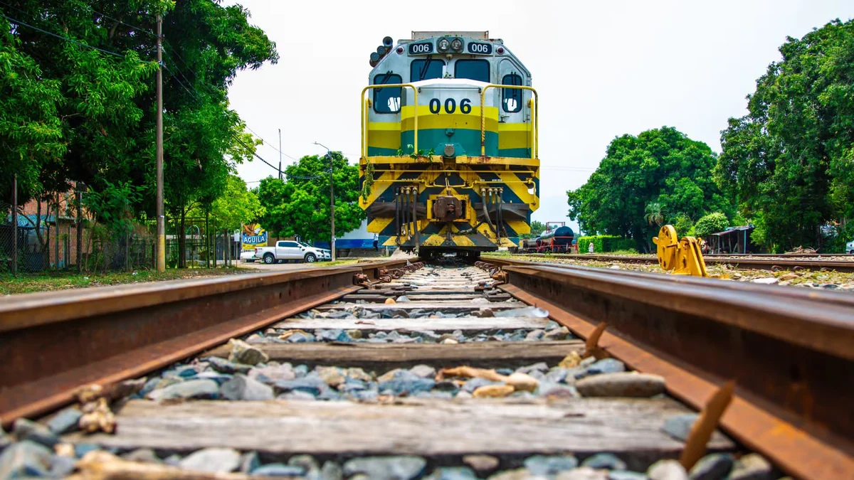 Gobierno Petro aseguró que dejará en desarrollo más de 1.500 kilómetros de corredores férreos: así avanzan los 12 proyectos en Colombia