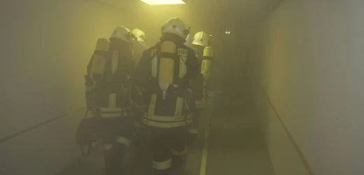 Schleswig: Wie gefährlich sind Belastungsübungen bei der Feuerwehr?