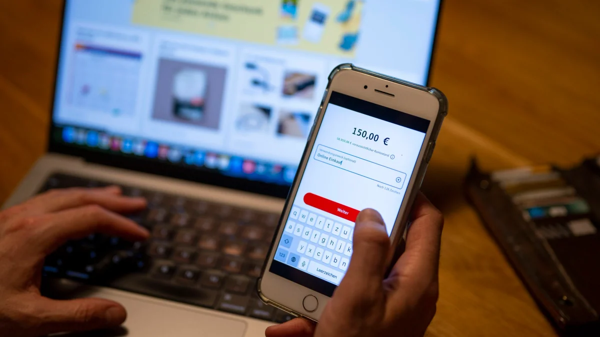 Schlechter Service: Neobanken glänzen digital – bis Kunden Hilfe brauchen