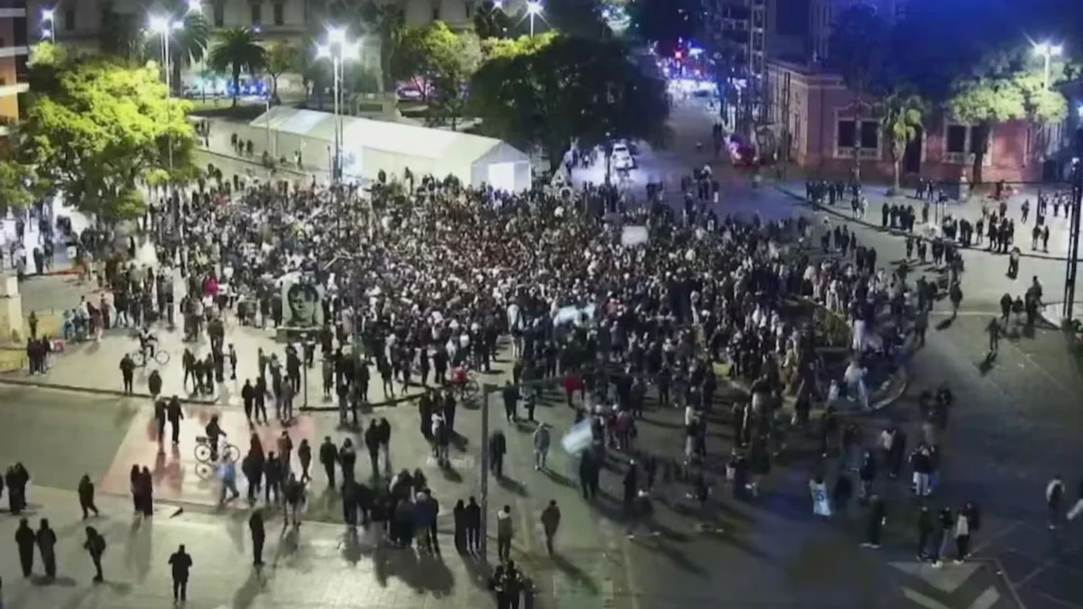 Detuvieron a cuatro personas por robar celulares en Córdoba durante los festejos por el triunfo de Argentina
