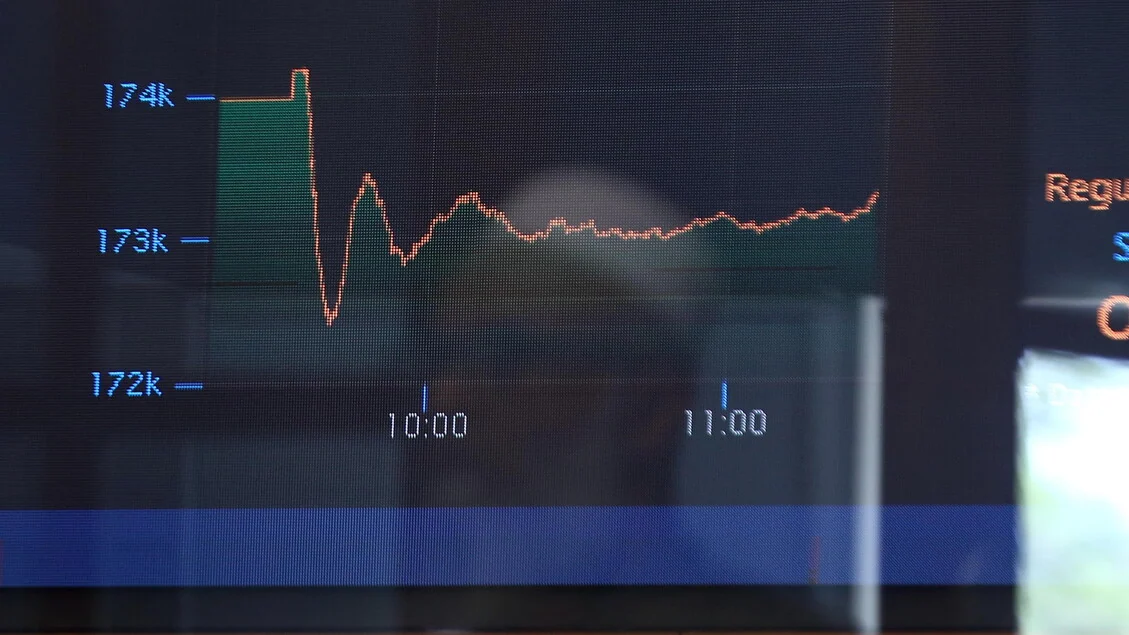 Borsa: l'Asia corre sulle prospettiva di intesa Usa-Iran, Seul +5%. Milano apre in rialzo, Ftse Mib +1,22%