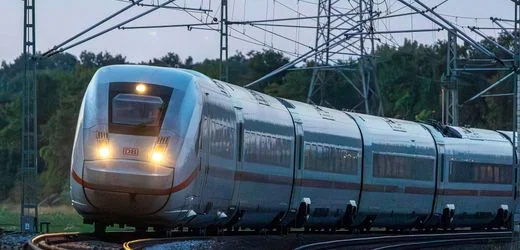 Bahn: Stellwerk auf Strecke Hamburg–Berlin repariert – Zugverkehr rollt wieder