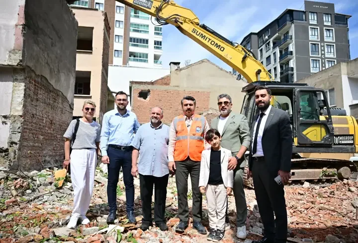 Sinandede’de yıkım çalışması başladı