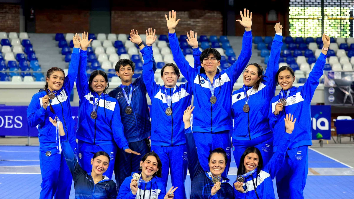 El Salvador gana dos oros y un bronce en la penúltima jornada del Campeonato Centroamericano de esgrima