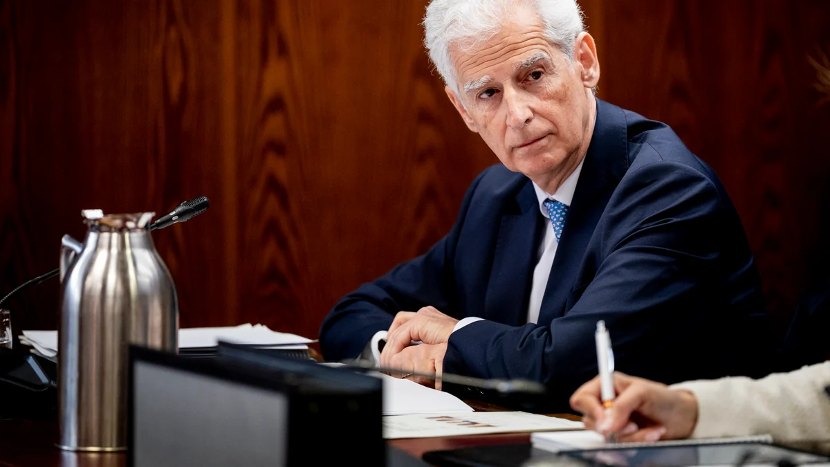 El vicepresidente de la Sepi Bartolomé Lora admite ante el juez reuniones previas al rescate de Air Europa con Globalia y el Ministerio de Economía