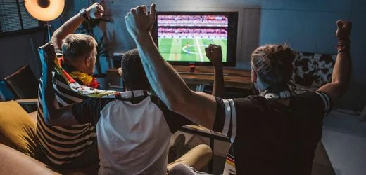 Netflix, Spotify und YouTube: Deutsche geben mehr für Onlineabos aus