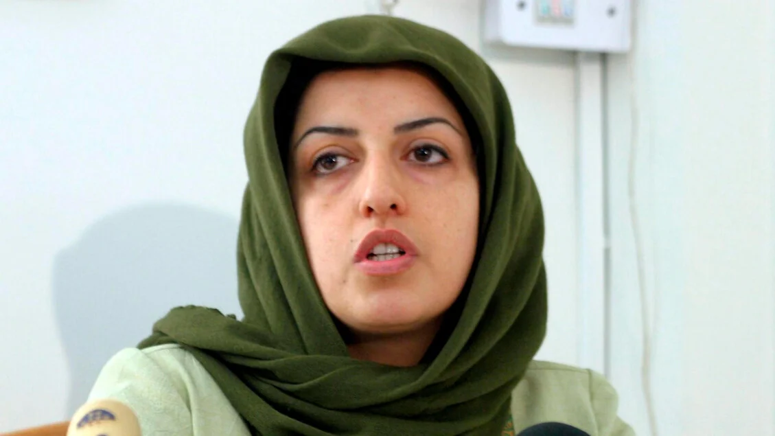 Narges Mohammadi rilasciata su cauzione per ricevere cure mediche a Teheran