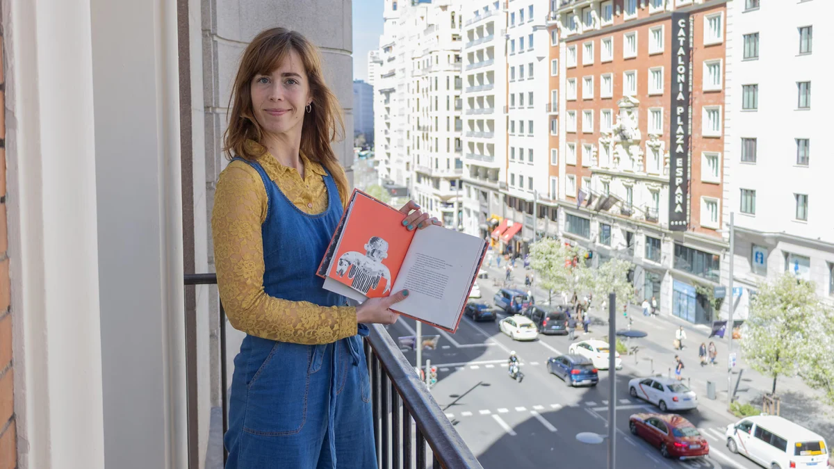 Greta García, la autora que revoluciona la Feria del Libro ‘matando al padre’: “Me parecía algo totalmente incorrecto y divertido”