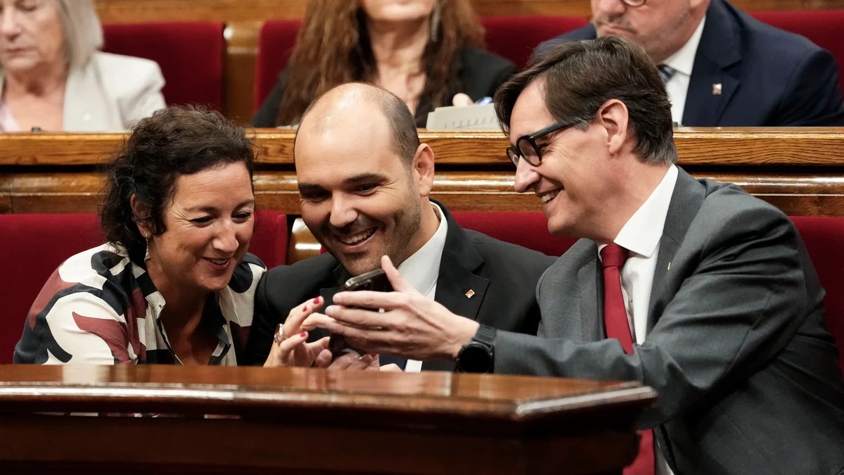 Illa aprueba sus primeros Presupuestos gracias a ERC y los Comunes y se garantiza agotar la legislatura