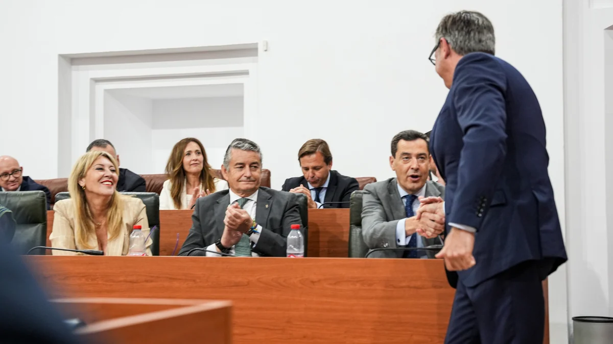 Vox ya no ve prioritario entrar en el gobierno de Juanma Moreno: "Primero hay que hablar de las medidas y luego ya veremos quién las ejecuta"