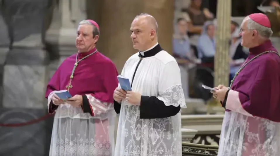 Cisma en la Iglesia: la fraternidad ultracatólica con base en Suiza que nombrará cuatro obispos sin el permiso del papa