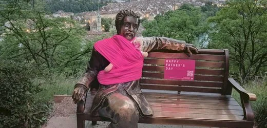 Einstein mit Babytragetuch: Schweizer Bewegung fordert mehr Verantwortung von Vätern