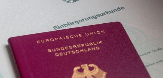 Einwanderung: Zahl der Einbürgerungen in Deutschland erreicht Rekordwert