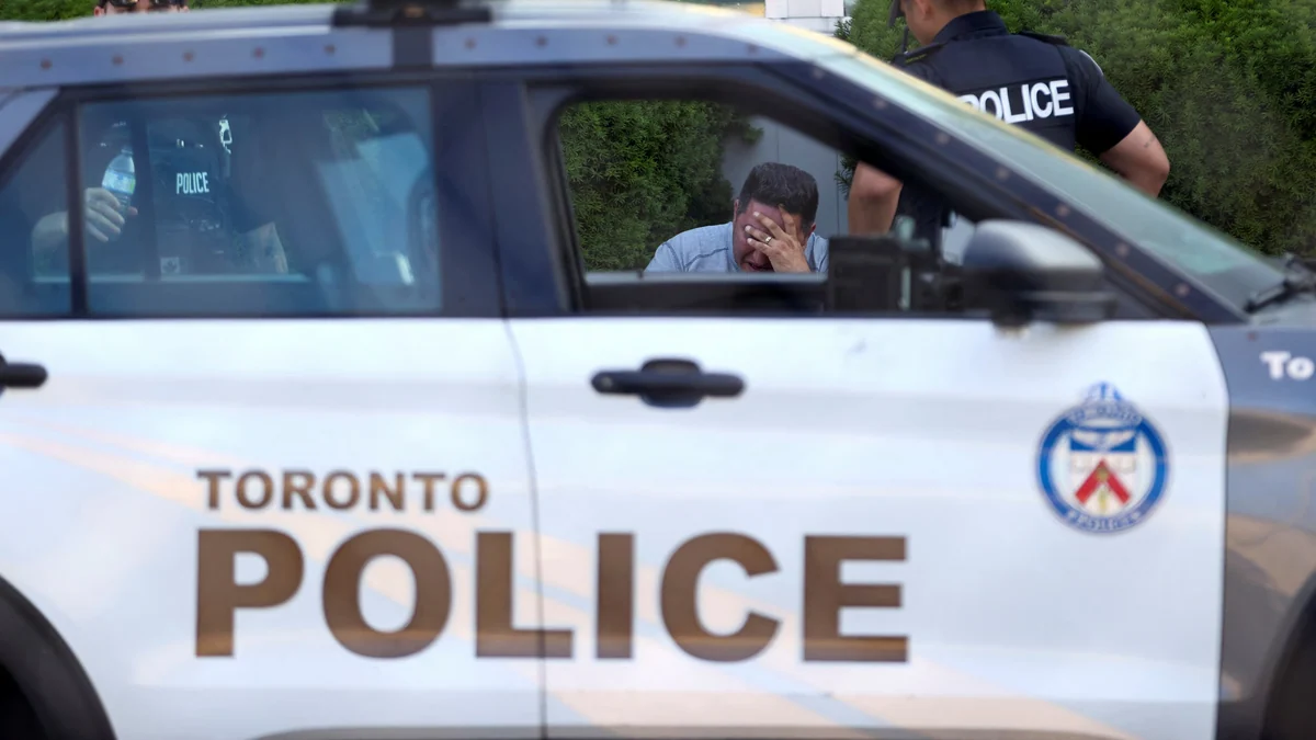 Al menos 2 muertos y 5 heridos en un tiroteo en Canadá: el atacante está prófugo