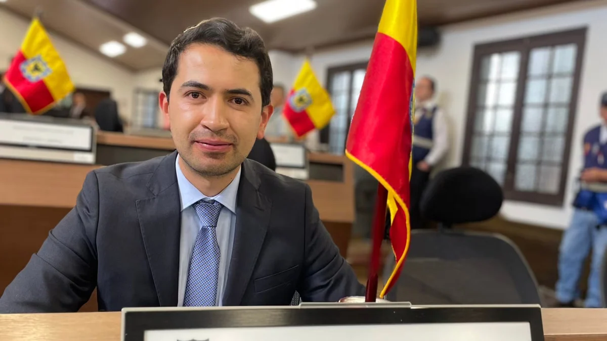Daniel Briceño arremete contra Jaime Luis Lacouture y pide no reelegirlo como secretario de la Cámara: “Se cree el dictador del Congreso”