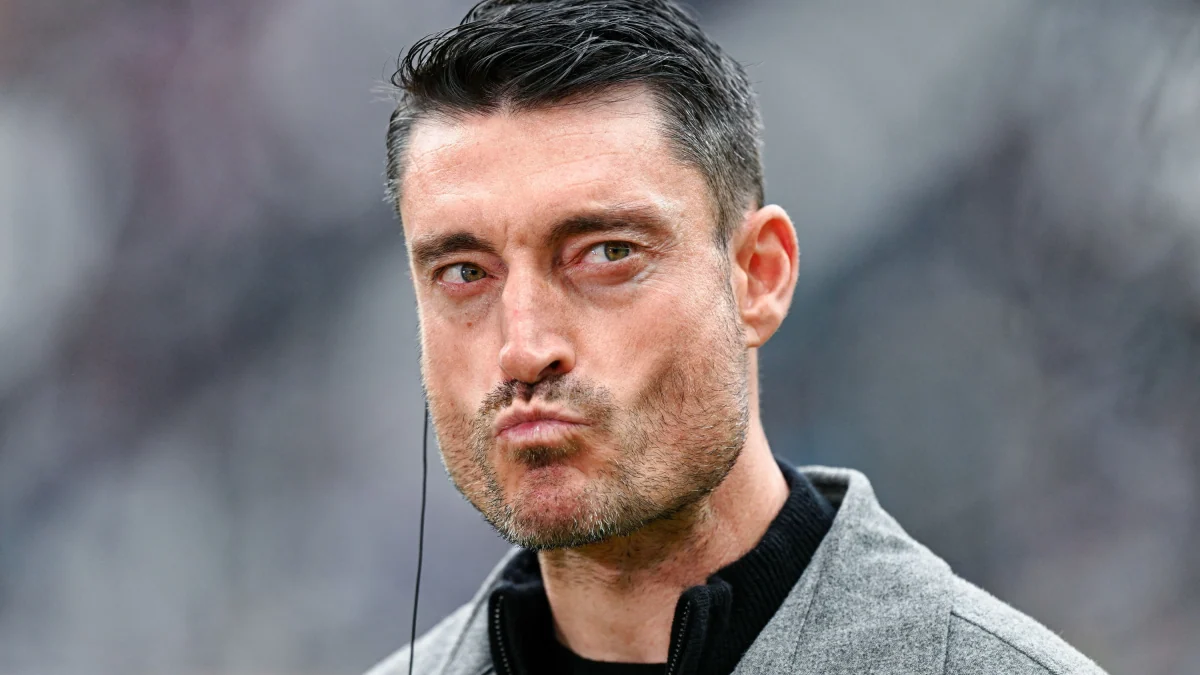 Fußball-Bundesliga: Nun ist es offiziell: Die Eintracht trennt sich von Trainer Riera