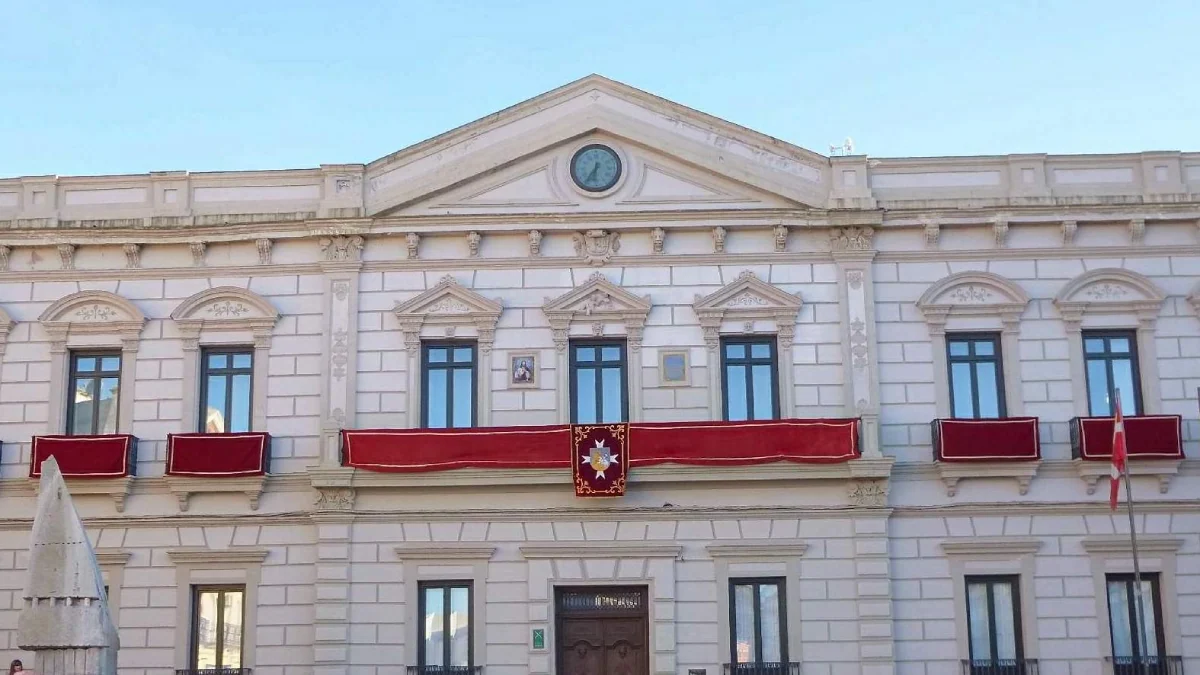 Un hombre rocía a cuatro personas con un líquido corrosivo en Alcázar de San Juan (Ciudad Real) y les quema brazos, espalda y cara