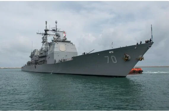 Los buques de guerra de Estados Unidos siguen pagando por cruzar el Canal de Panamá, asegura ministro para Asuntos del Canal