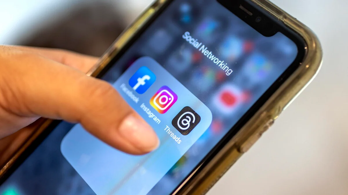 Ue: 'Il design di Instagram e Facebook crea dipendenza, violata la legge sui servizi digitali'